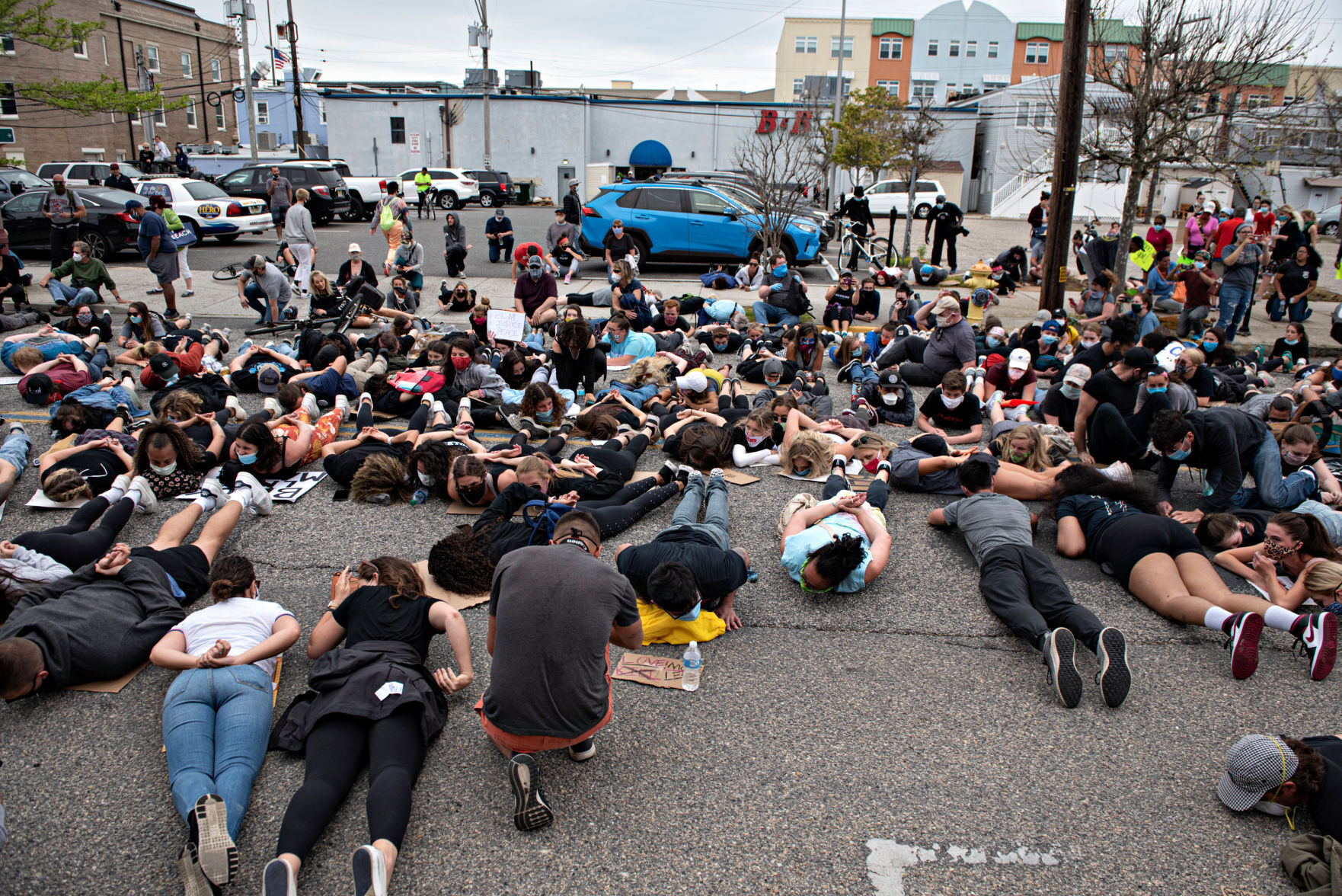 060320_nws_ocprotest